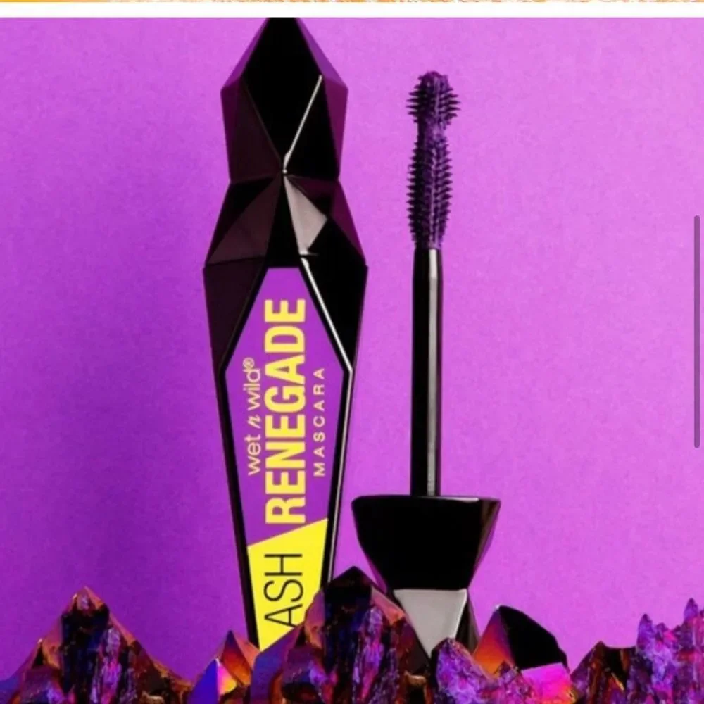 Purple mascara Lash Renegade in Avenging Amethyst New